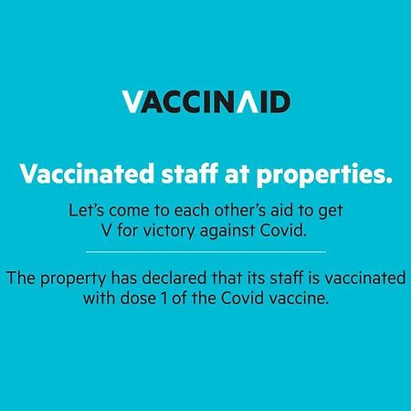 Vaccinated Staff - Capital O 7899 Casa Hotel Kalkutta Kültér fotó